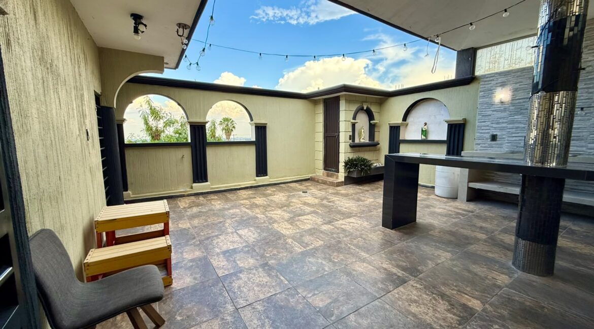 Casa en Venta San Generaro II Escobedo 18
