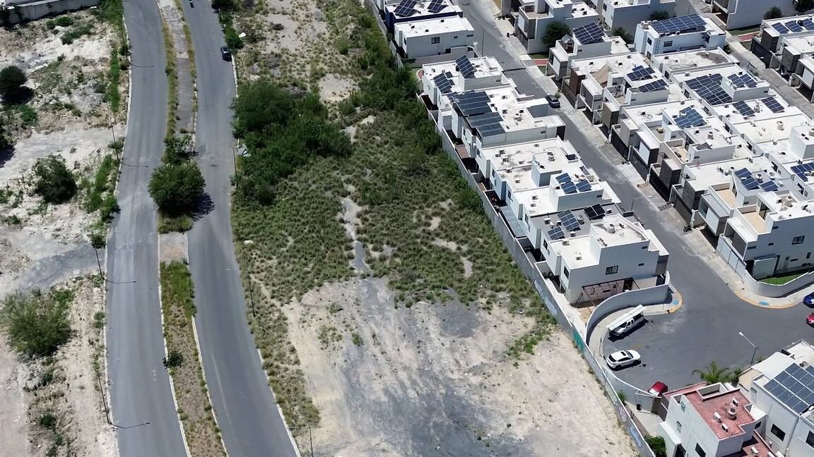 Terreno en Venta Cumbres Platinum 17