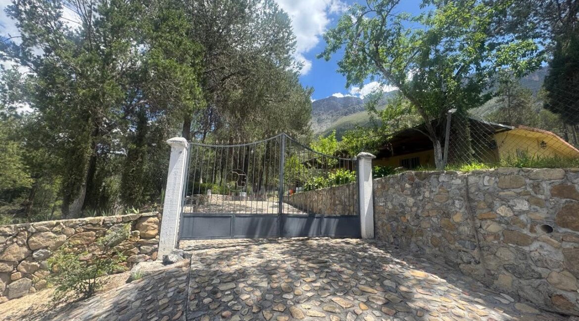 Terreno en Venta Santiago NL 1