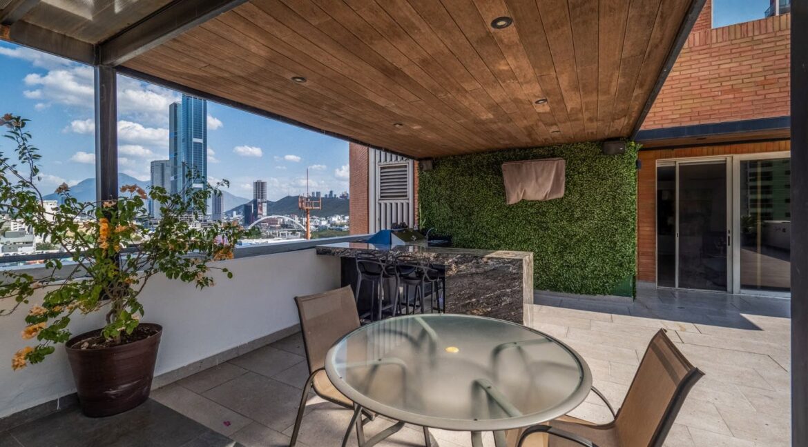 Departamento en Venta San Jeronimo Mty 22
